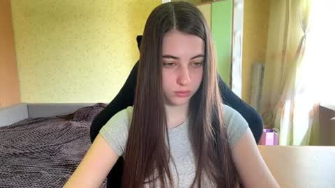 Snapshot of vickeyrosete chatting on 07.28.26 Jesse online show from 07.28.26