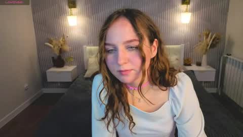 Snapshot of vicki_milles chatting on 05.11.26 vicki_milles online show from 05.11.26