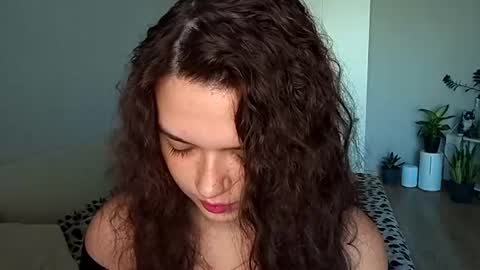 Lina online show from 06.30.26