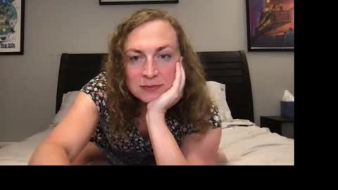 Snapshot of vicki_stockings chatting on 10.17.25 Vicki Stockings online show from 10.17.25