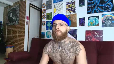 Snapshot of vickingcock7 chatting on 11.14.25 vickingcock7 online show from 11.14.25