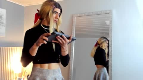 Snapshot of vicky_fant4sy chatting on 01.08.26 Vicky online show from 01.08.26