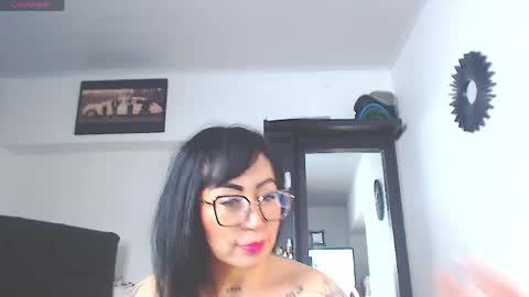 Vicky  online show from 05.27.26