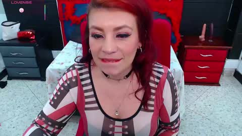 Snapshot of vickyjohnson1 chatting on 02.16.25 Vicky online show from 02.16.25