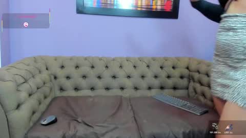 Snapshot of vickyjohnson1 chatting on 11.11.25 Vicky online show from 11.11.25