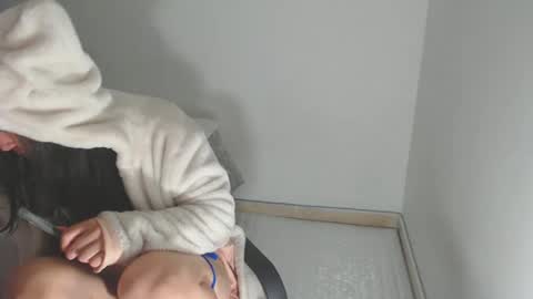 vickyjuice1 online show from 01.18.25