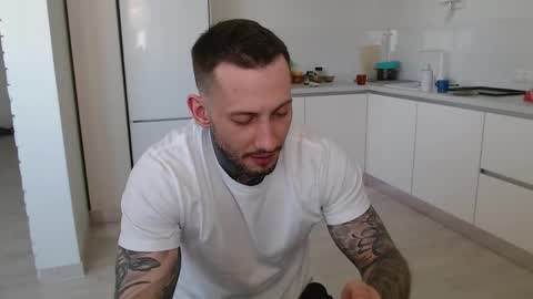 Snapshot of victor_rhino chatting on 03.28.26 Victor rhinoff online show from 03.28.26