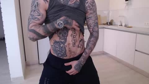 Snapshot of victor_rhino chatting on 04.06.26 Victor rhinoff online show from 04.06.26