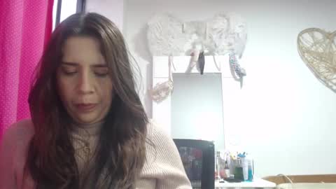 Hi guys   Im victoria  Be the one who can control me in PVT online show from 01.21.25