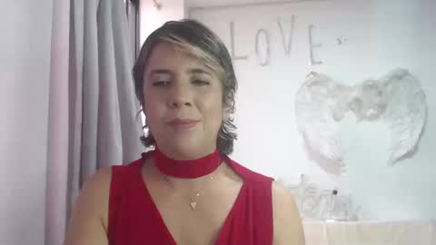 Hi guys   Im victoria  Be the one who can control me in PVT online show from 09.24.25