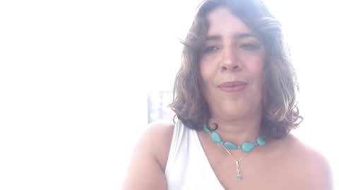 Snapshot of victoria25_meester chatting on 05.04.26 Hi guys Im victoria Be the one who can control me in PVT online show from 05.04.26