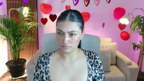 Snapshot of victoria___moon chatting on 02.17.26 victoria online show from 02.17.26