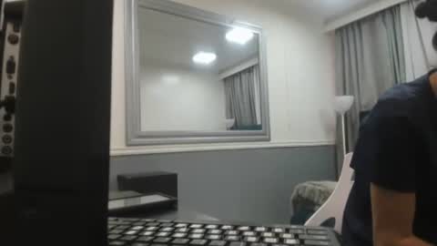 Snapshot of victoria__grey_ chatting on 04.27.26 Victoria grey online show from 04.27.26