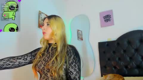 Victoria  independent model online show from 02.03.26