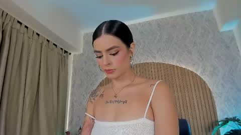 Snapshot of victoria_blakee chatting on 07.29.26 Victoria online show from 07.29.26