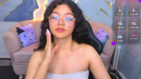 victoria_castillo_b online show from 04.12.26