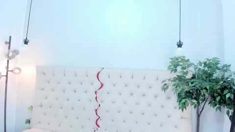 Victoria online show from 02.23.26