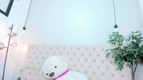 Victoria online show from 03.05.26