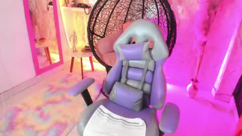 Snapshot of victoria_floyd1 chatting on 02.27.25 victoria_floyd1 online show from 02.27.25