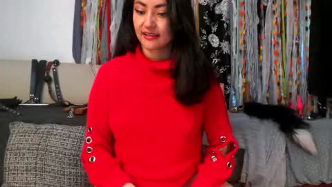 Victoria online show from 12.16.24