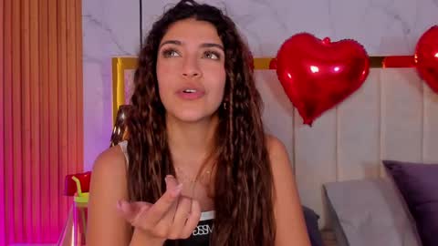  Victoria Lozano  online show from 02.15.25