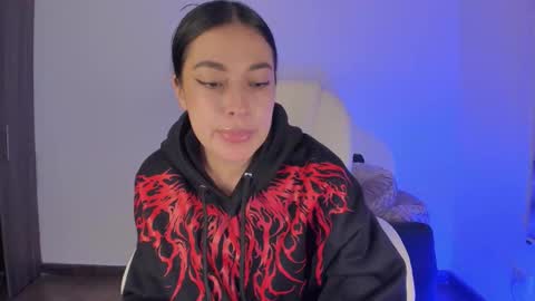 Victoria  online show from 03.20.26