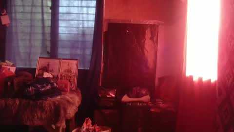 Snapshot of victoria_secret_69 chatting on 02.04.25 BEATHY online show from 02.04.25