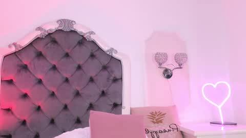 Snapshot of victoria_watsson chatting on 02.01.25 victoria_watsson online show from 02.01.25