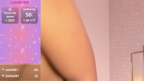 Victoria Sofia online show from 02.01.25