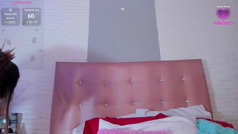 Victoria online show from 12.22.25