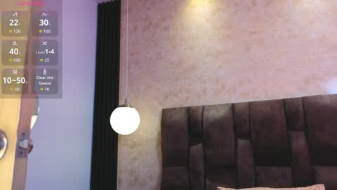 Victoria Andrade online show from 04.08.26