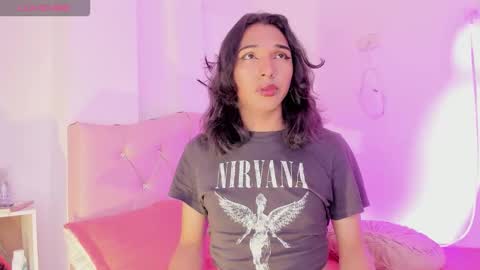 Victoria online show from 12.23.25