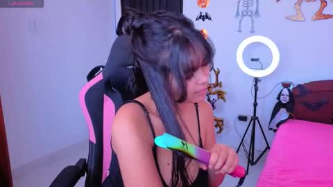 victoriacarmonaa online show from 10.20.25