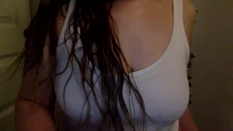 victoriaskyee online show from 04.14.26