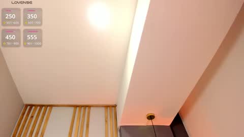 Victoria Vixen online show from 12.19.25