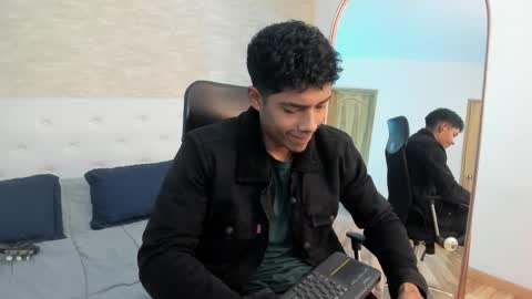Snapshot of victorycassus chatting on 04.24.26 Victory online show from 04.24.26