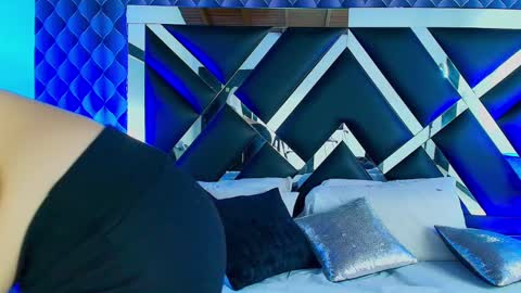 victtoria lee online show from 02.26.25