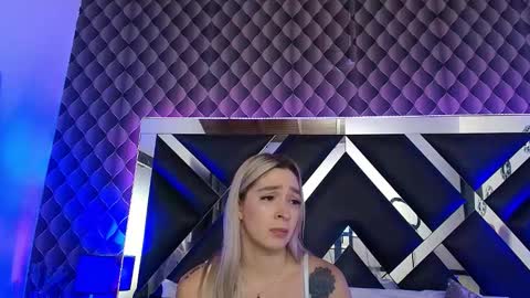 victtoria lee online show from 11.20.25