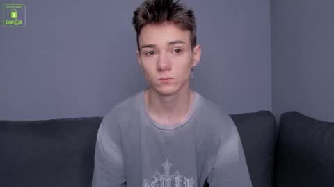 Snapshot of viego_pattel chatting on 11.21.25 Viego Pattel online show from 11.21.25