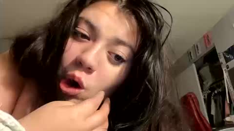 Snapshot of viennavisabelle chatting on 10.12.25 viennavisabelle online show from 10.12.25