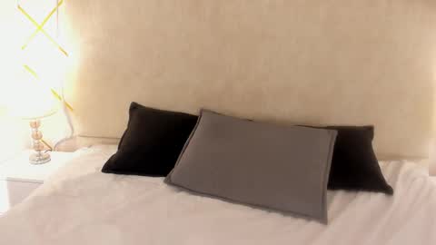 Violet  online show from 03.29.26