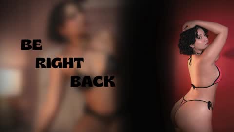 Snapshot of viiolett_lee chatting on 03.12.25 Viiolett online show from 03.12.25