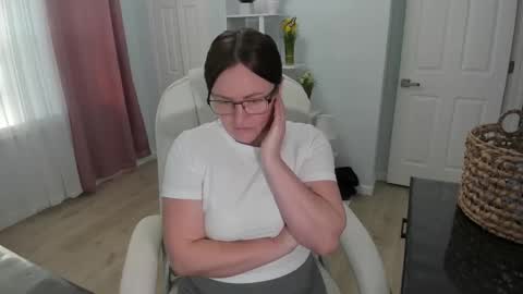 Ukrainian-woman online show from 03.01.25