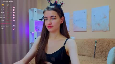 Snapshot of vikiberry chatting on 11.01.25 vikiberry online show from 11.01.25