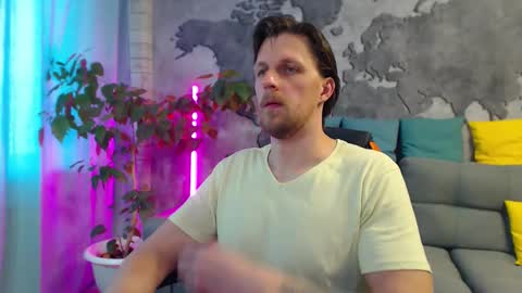 Snapshot of vikingchrisss chatting on 04.20.26 vikingchrisss online show from 04.20.26