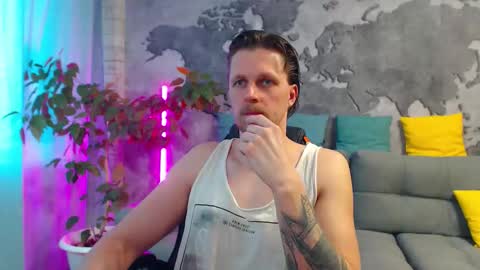 Snapshot of vikingchrisss chatting on 05.02.26 vikingchrisss online show from 05.02.26