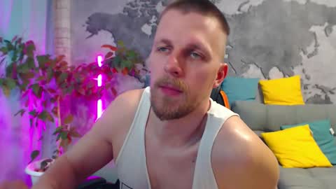 Snapshot of vikingchrisss chatting on 05.16.26 vikingchrisss online show from 05.16.26