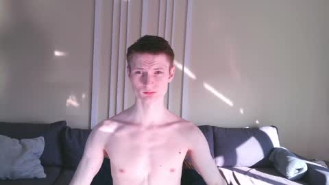 Snapshot of viksons chatting on 01.12.25 Max online show from 01.12.25