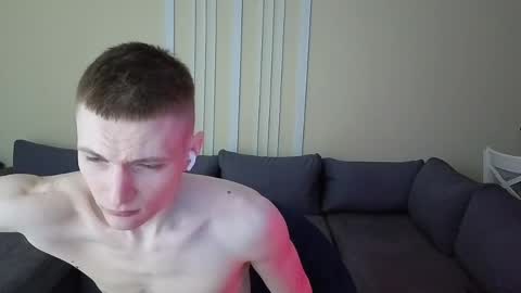 Max online show from 04.12.26