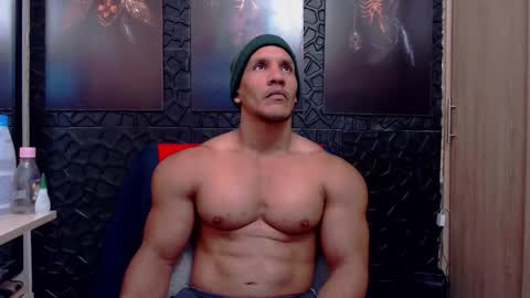 Viktor Herrera online show from 02.19.26